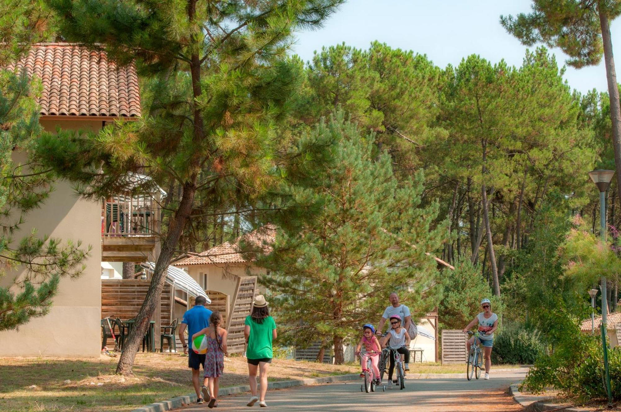 Residence Goelia Les Demeures Du Lac Casteljaloux Dış mekan fotoğraf
